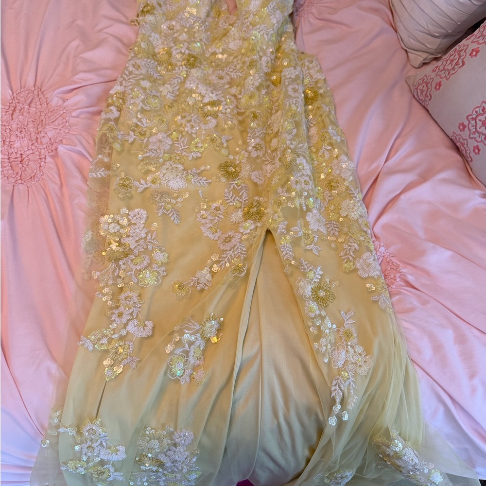 Elegant Yellow Floral Gown Prom